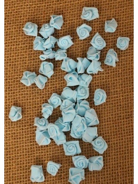 Роза 1,5 см фоамиран (90-100 шт в упаковке) светло-голубая