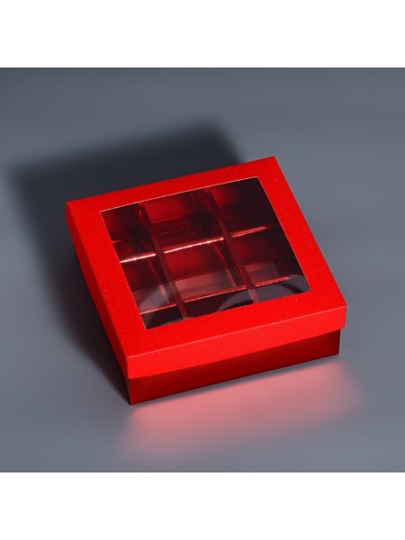 Коробка для конфет 12,5 х12,5 х4 см 1/5 цвет красный на 9 шт